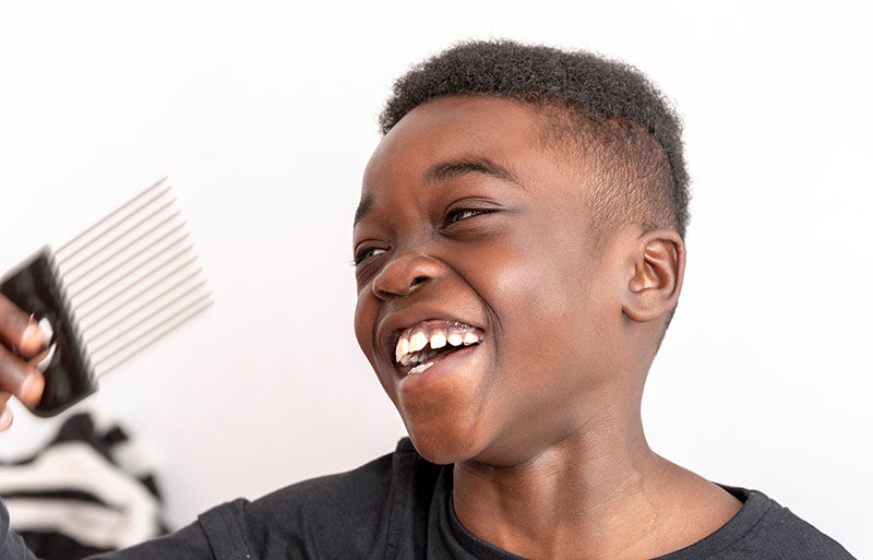 À partir de quel âge peut-on amener son enfant chez le coiffeur ? Martinique<br>Amener son enfant chez le coiffeur, Martinique<br>Âge minimum pour se rendre chez un coiffure, Martinique
